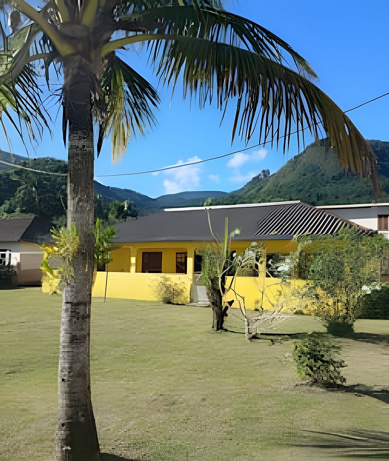 Casa Céu e Mar | Refúgio Privativo Frente Mar com Café da Ma